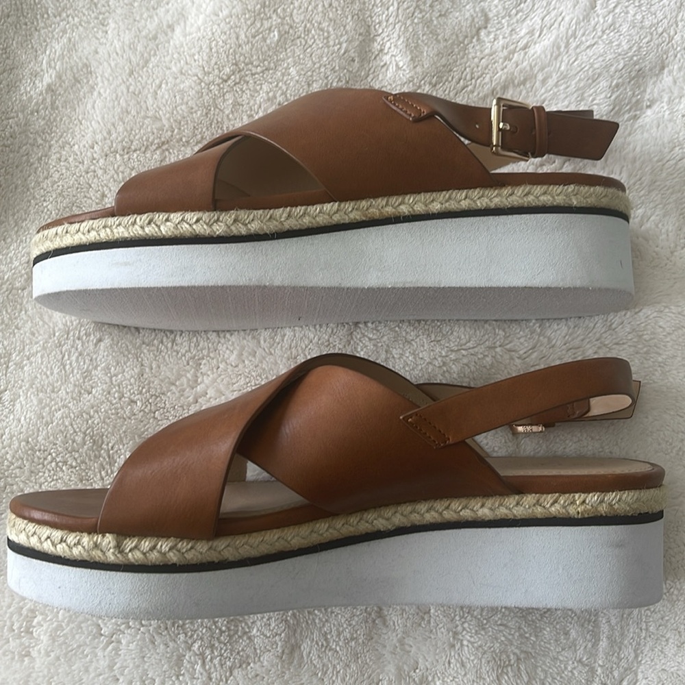 NWOT Super Cute Sandals. Size 41 (us 10).